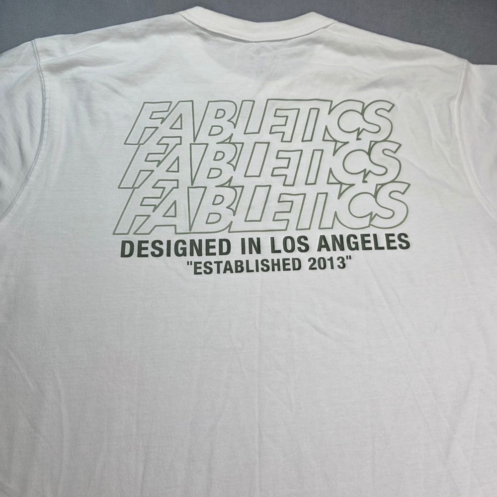 Fabletics Mens The R&R Tee White Heavyweight‎ Relaxed Graphic T-Shirt Size M NEW